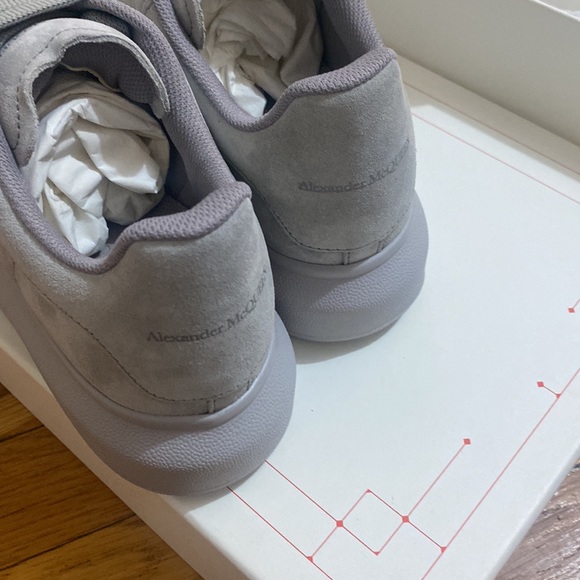 Alexander McQueen sneakers grey suede size 38 NO LOW OFFERS - Picture 4 of 6